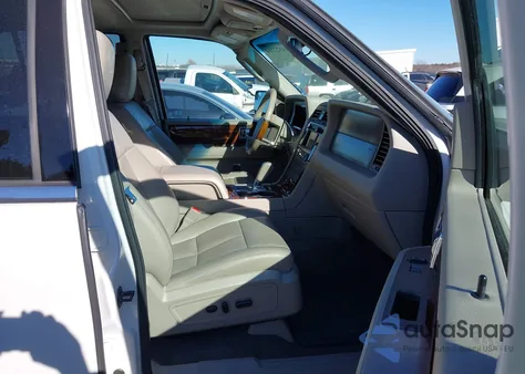 2014 Lincoln Navigator из США, поврежденный, VIN 5LMJJ2J5XEEL01434